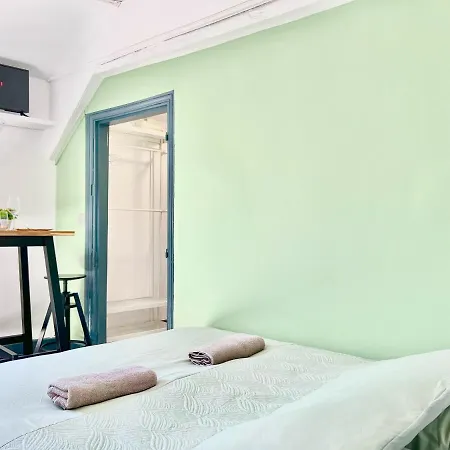 Appartement Le Mirabelle, Studio En Plein Centre Historique *